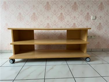 Abbildung: Fernsehtisch, TV Bank, Regal mit Rollen