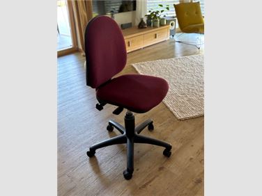 Abbildung: Funktionsfähiger Büro-/Schreibtischstuhl zu verschenken