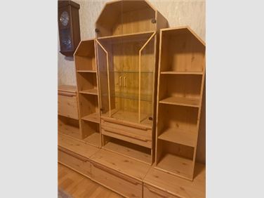Abbildung: Wohnzimmerschrank zu verschenken 
