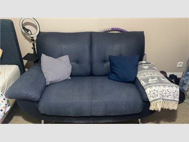 Abbildung: 2er Sofa 