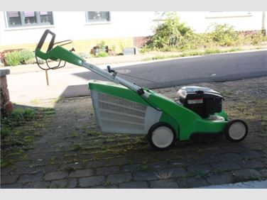 Abbildung: Rasenmäher Benzinmotor Vicking MB650 V