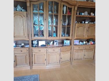 Abbildung: Wohnzimmerschrank